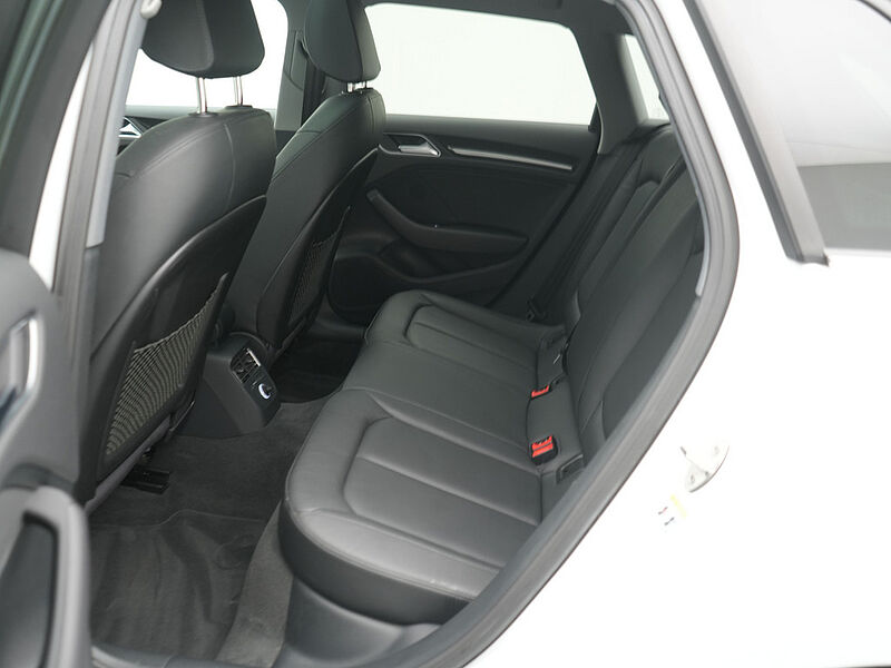 Audi A3 Sportback VIRT NAVI SHZ LEDER