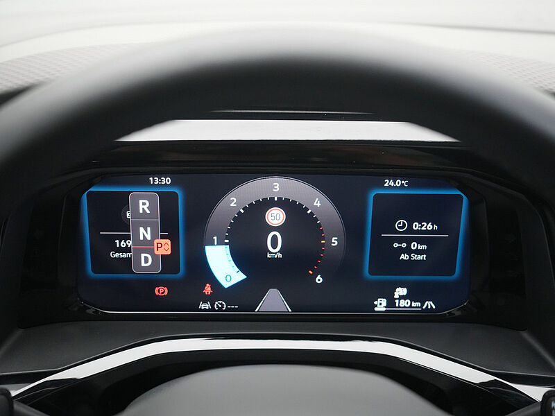 Volkswagen T7 Multivan DSG KAM PANO SHZ PDC MATRIX