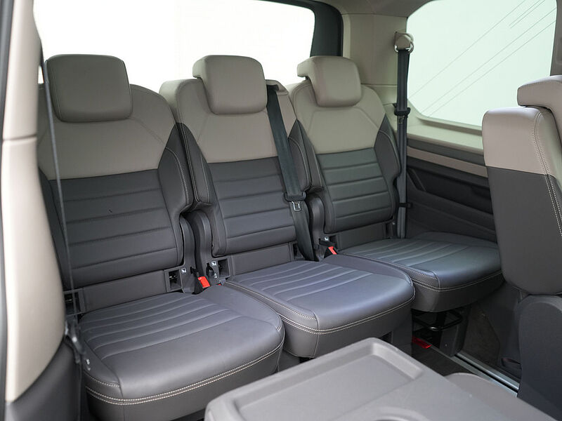 Volkswagen T7 Multivan Life AHK HUD 7 SITZER PDC IQ LED