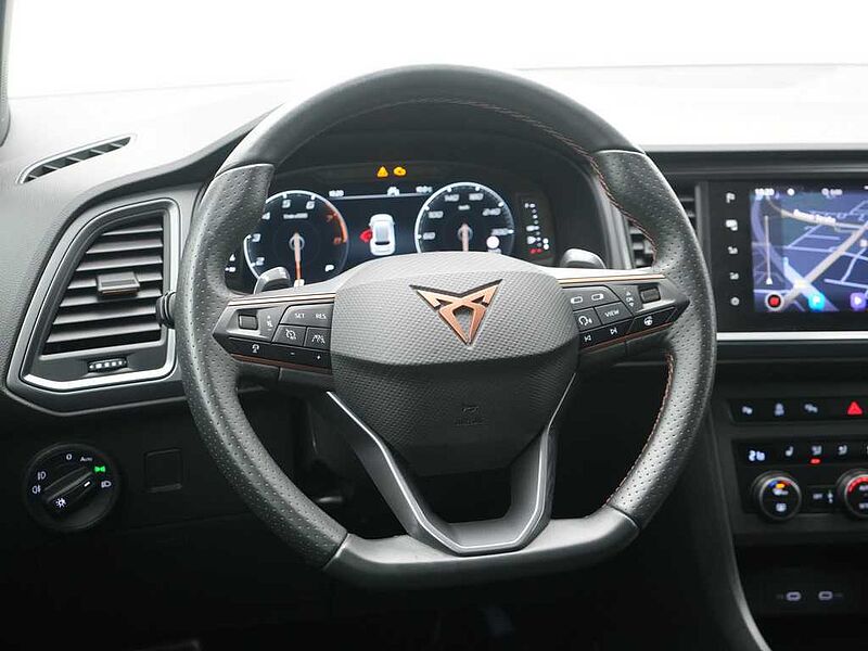 CUPRA Ateca 4Drive DSG NAVI ACC KAM SHZ