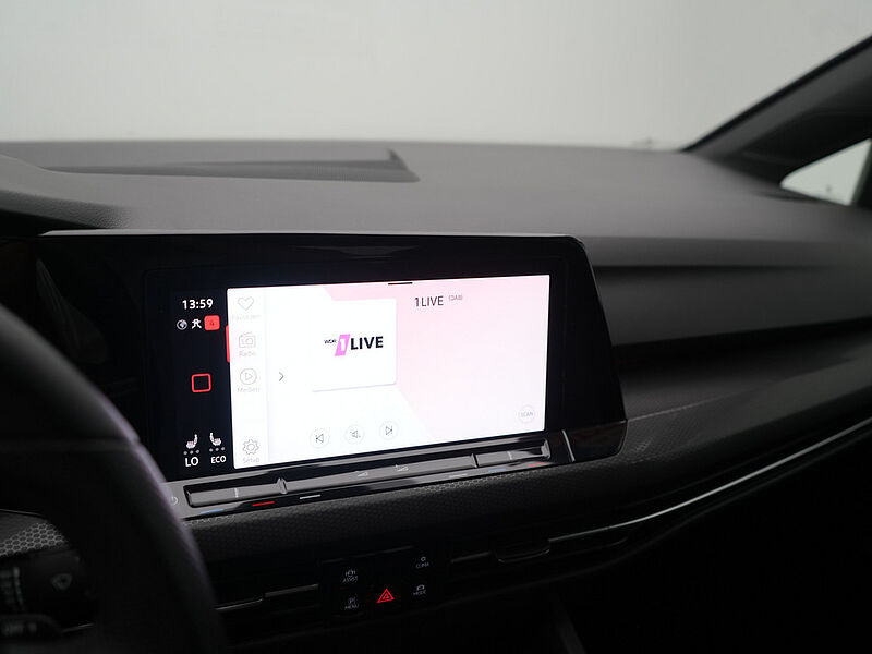 Volkswagen Golf VIII eHybrid GTE DSG NAVI SHZ PDC