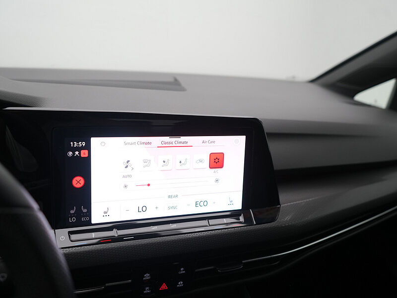 Volkswagen Golf VIII eHybrid GTE DSG NAVI SHZ PDC