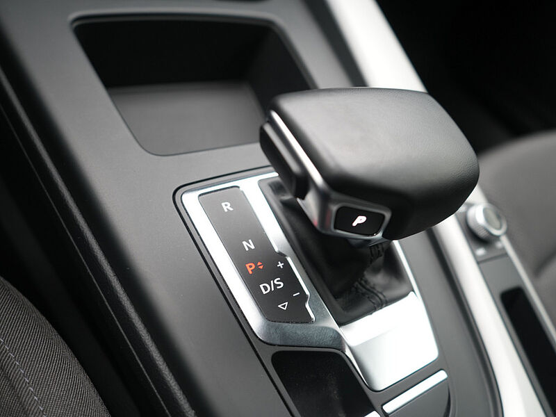 Audi A4 Avant g-tron S TRON ACC AHK NAVI SHZ