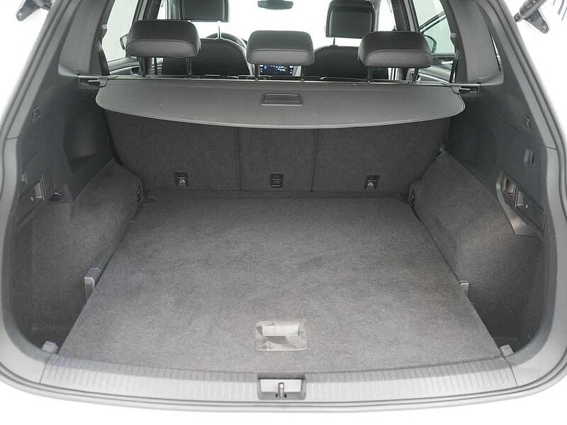 Volkswagen Tiguan Allspace AHK ACC NAVI SHZ PDC