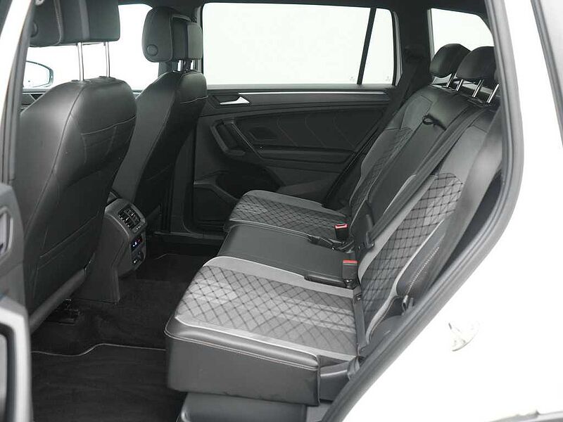 Volkswagen Tiguan Allspace AHK ACC NAVI SHZ PDC