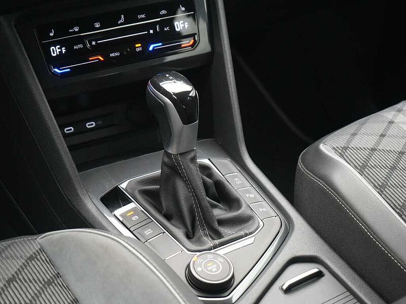 Volkswagen Tiguan Allspace R-Line 4Motion AHK ACC NAVI SHZ