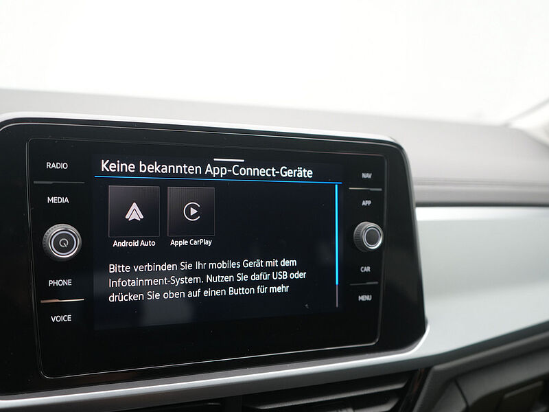 Volkswagen T-Roc Life VIRT NAVI LED SHZ PDC