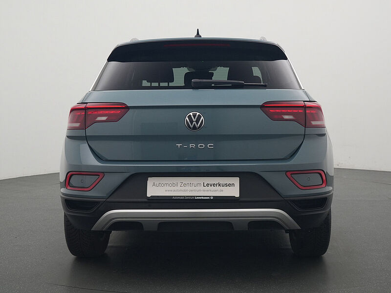 Volkswagen T-Roc Life LED SHZ VIRT CARPLAY NAVI PDC