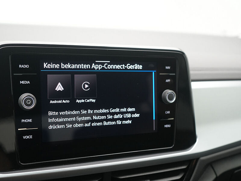 Volkswagen T-Roc LED PDC SHZ NAVI KLIMA