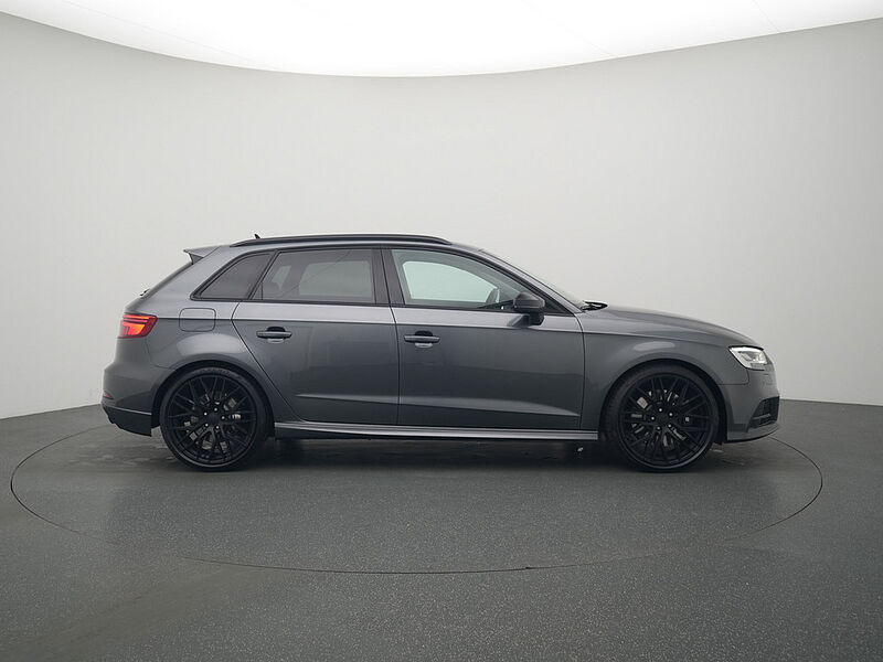 Audi S3 Sportback quattro STRON PDC SPORTSITZE NAVI