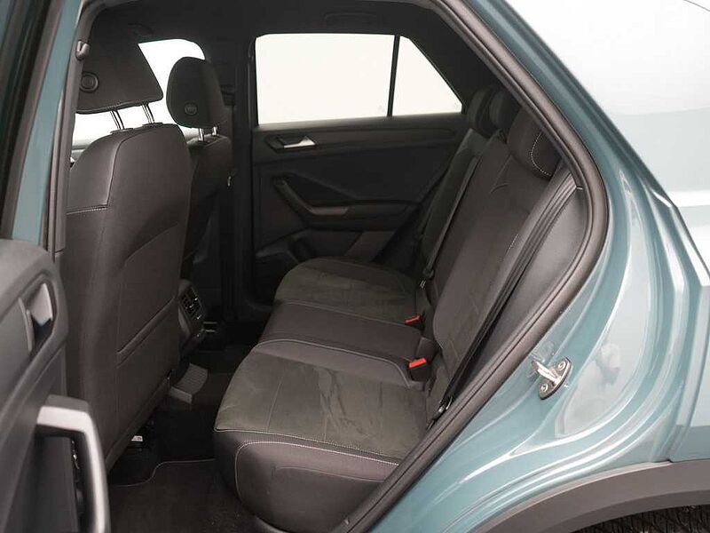 Volkswagen T-Roc R-Line DSG AHK APP ACC KAM SHZ
