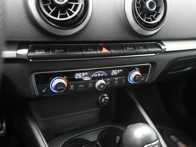Audi S3 Sportback STRON NAVI LEDER MATRIX KAM SHZ PDC