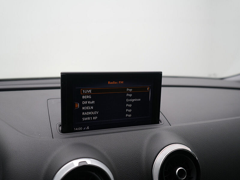 Audi S3 Sportback STRON NAVI LEDER MATRIX KAM SHZ PDC