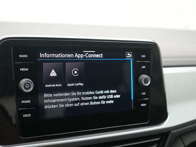 Volkswagen T-Roc TSI Life NAV LED SHZ PDC