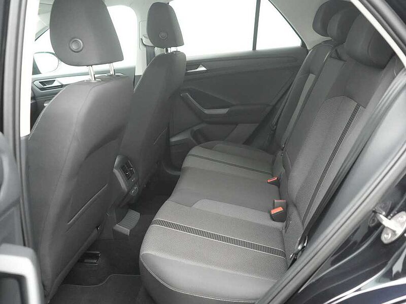 Volkswagen T-Roc TSI Life VIRT CARPLAY NAVI SHZ PDC LED