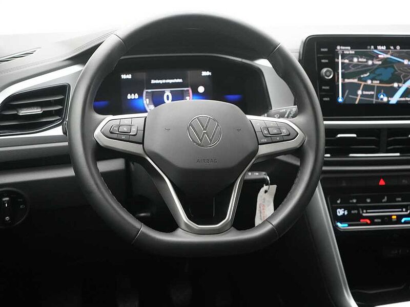 Volkswagen T-Roc TSI Life VIRT CARPLAY NAVI SHZ PDC LED