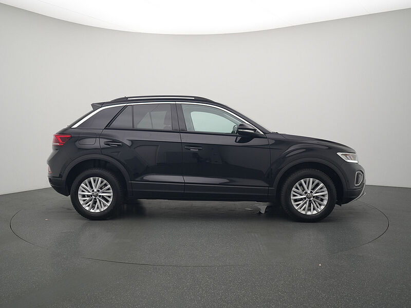 Volkswagen T-Roc TSI Life VIRT CARPLAY NAVI SHZ PDC LED