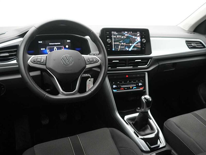Volkswagen T-Roc TSI Life VIRT CARPLAY NAVI SHZ PDC LED