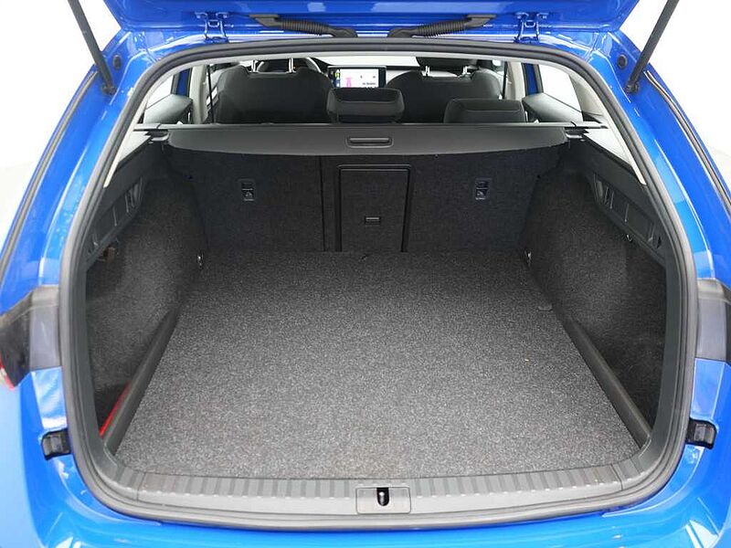 SKODA OCTAVIA Combi TSI iV DSG AHK APP VIRT LENKRADHZ