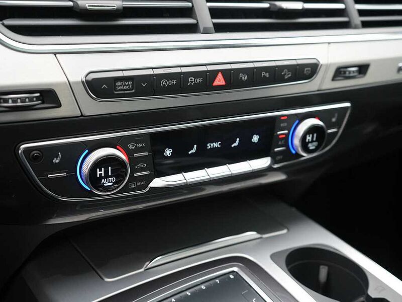 Audi Q7 50 TDI S Line RAUTE HUD BOSE VIRT MEMORY