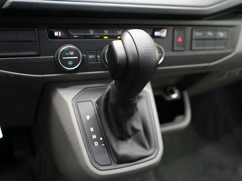 Volkswagen T6.1 California Beach DSG KAM PDC APP