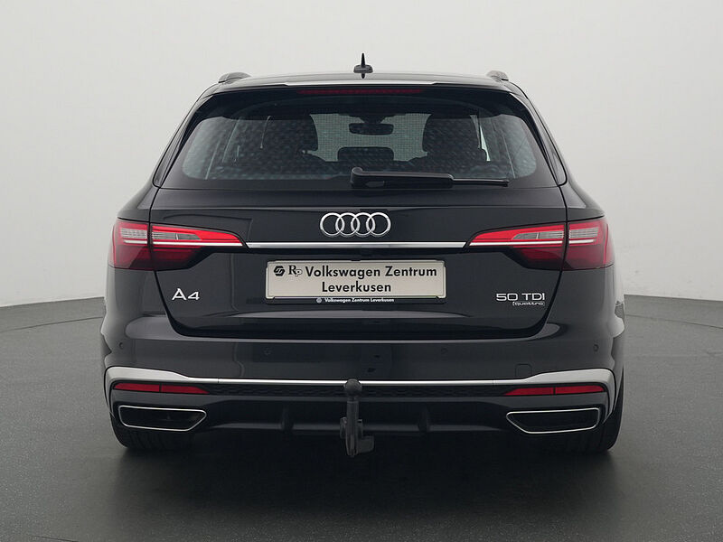 Audi A4 Avant Quattro S line NAVI AHK LEDER KAM SHZ