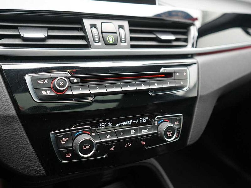 BMW X1 xDrive 18d Sport Line STEPTRON LED KEYLESS