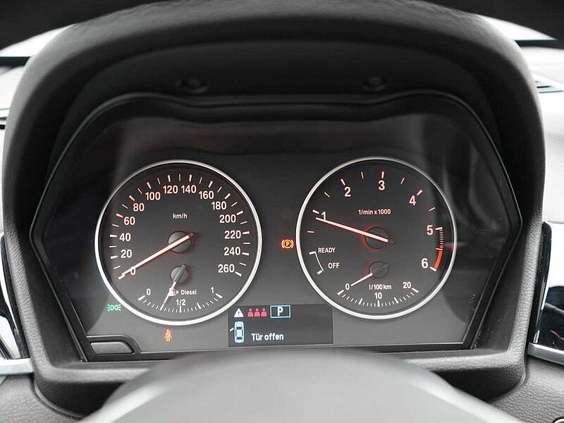 BMW X1 xDrive 18d Sport Line STEPTRON LED KEYLESS