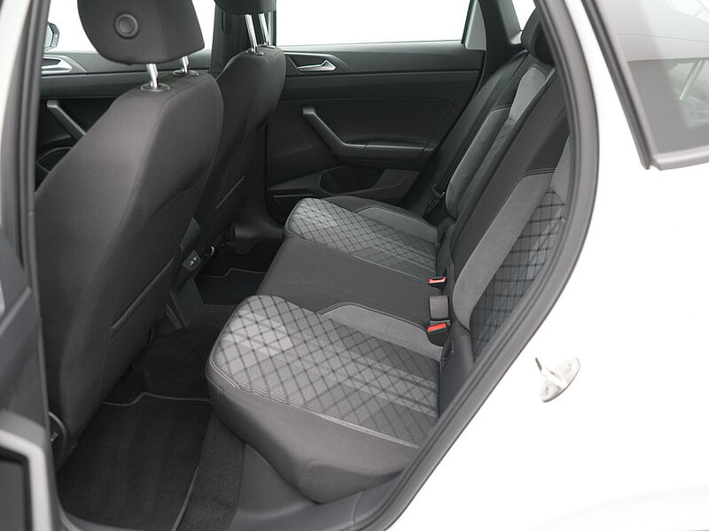 Volkswagen Polo R-Line ACC MATRIX LED VIRT APP