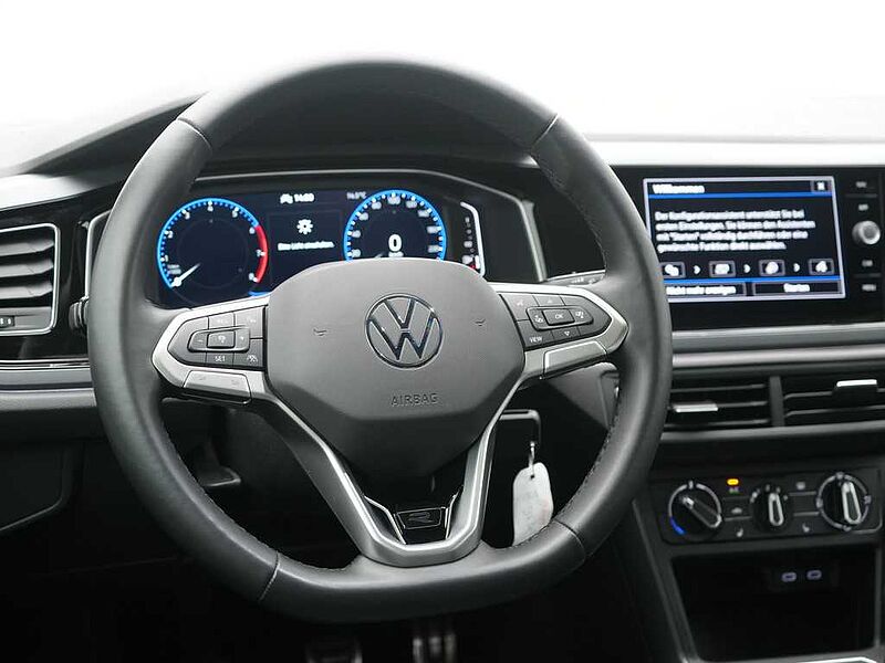 Volkswagen Polo R-Line ACC MATRIX LED VIRT APP