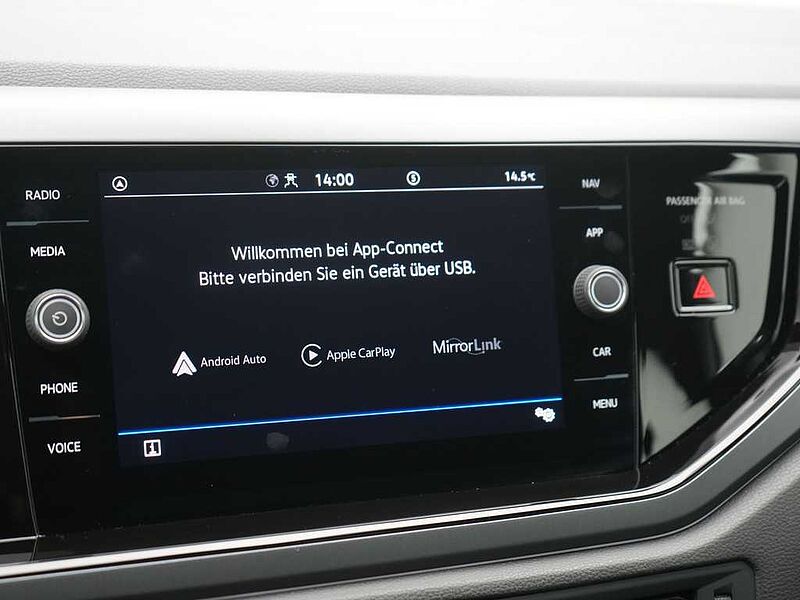 Volkswagen Polo R-Line ACC MATRIX LED VIRT APP