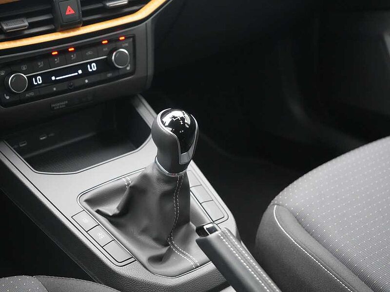 SEAT Ibiza Style SHZ LED APP PORT NAVI