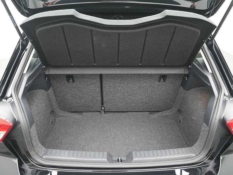 SEAT Ibiza Style SHZ LED APP PORT NAVI