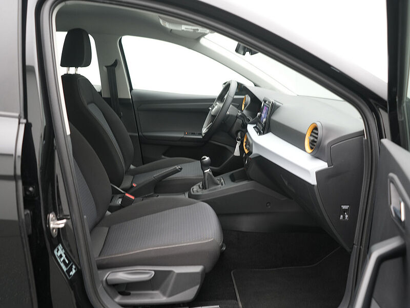 SEAT Ibiza Style SHZ LED APP PORT NAVI