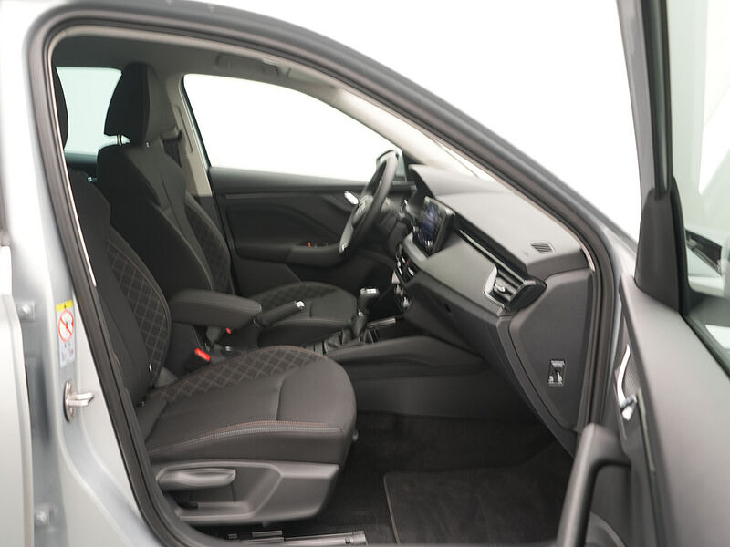 SKODA SCALA Tour DSG APP CONNCT ACC PDC LED SHZ