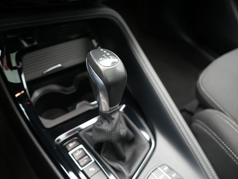 BMW X1 xDrive 18d Sport Line STEPTRON AHK PANO NAVI