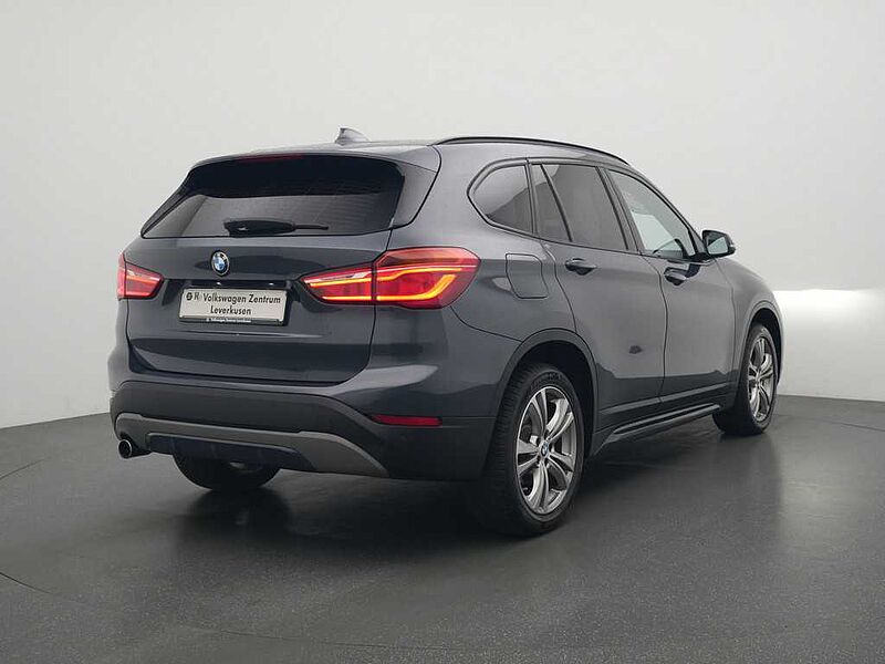 BMW X1 xDrive 18d Sport Line STEPTRON AHK PANO NAVI