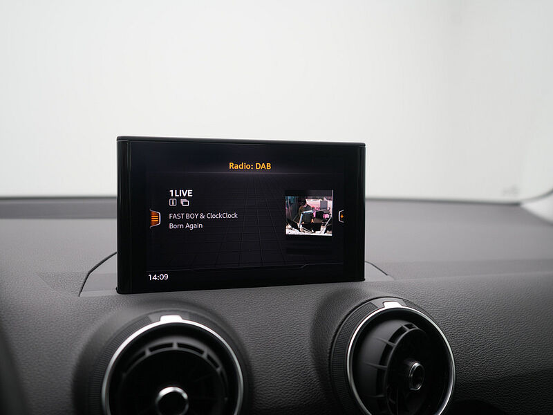 Audi Q2 AHK LED SHZ KLIMA