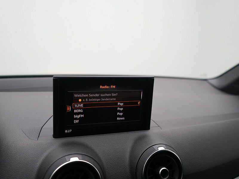 Audi Q2 Sport S-Line S-TRON LEDER VIRT PDC KLIMA