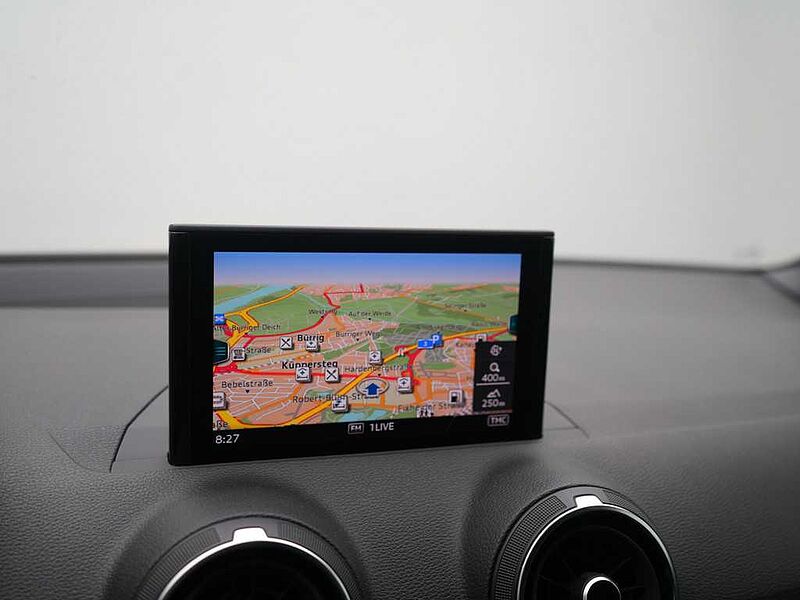 Audi Q2 Sport S-Line S-TRON LEDER VIRT PDC KLIMA