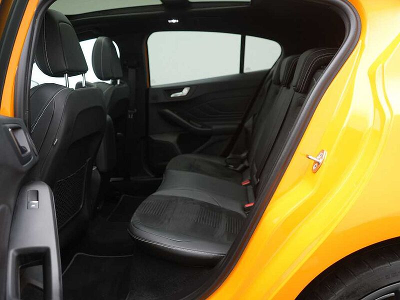 Ford Focus ST NAVI PANO VIRT KAM B&O HUD LEDER ACC