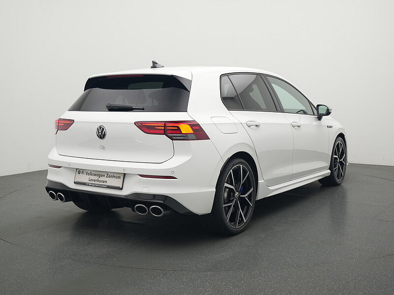 Volkswagen Golf VIII R DSG HUD NAVI ACC VIRT APP KEYLESS