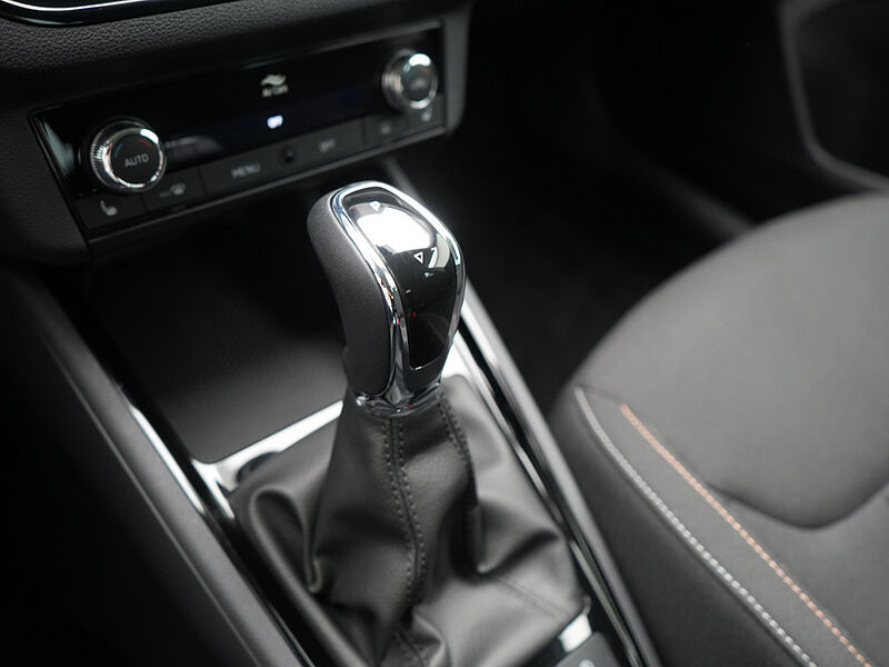 SKODA SCALA TSI DSG SHZ PDC KLIMA