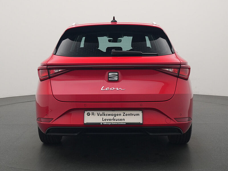 SEAT Leon ST Xcellence DSG CARPLAY VIRT LED PDC KLIMA