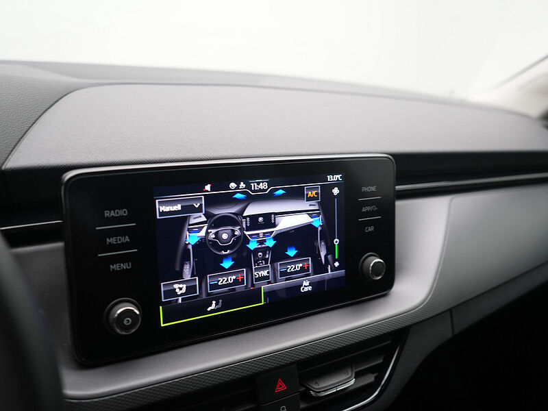 SKODA SCALA DSG PDC KLIMA SHZ