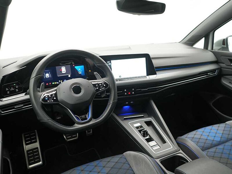 Volkswagen Golf VIII R DSG KEYLESS KAM LED SHZ PDC