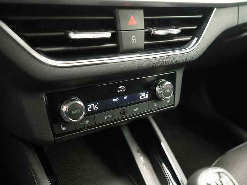 SKODA KAMIQ Tour LED APP CONNECT AHK KAM SHZ