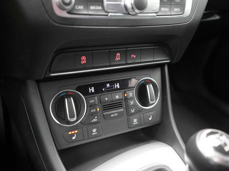 Audi Q3 AHK NAVI XENON SHZ PDC KLIMA