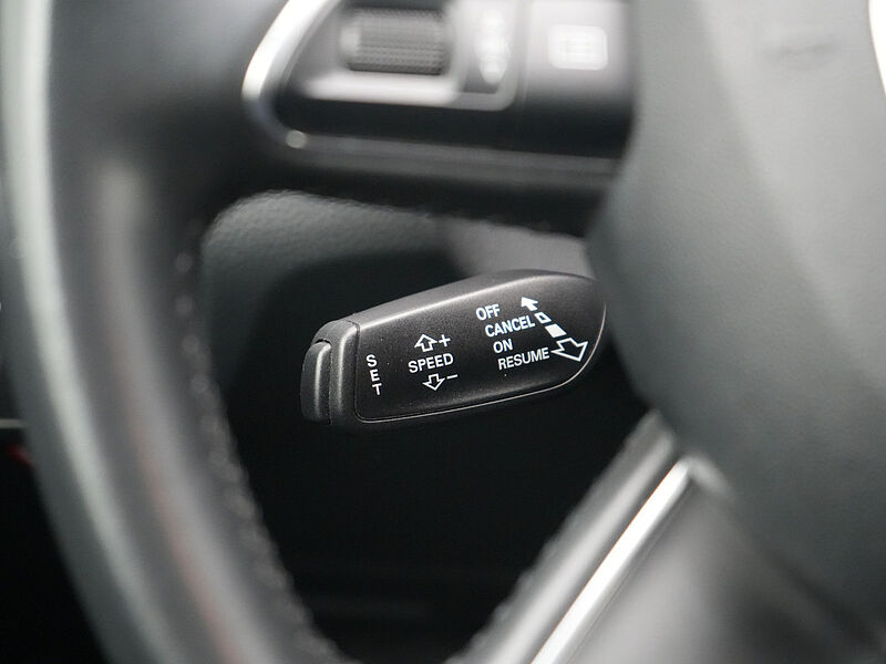 Audi Q3 AHK NAVI XENON SHZ PDC KLIMA