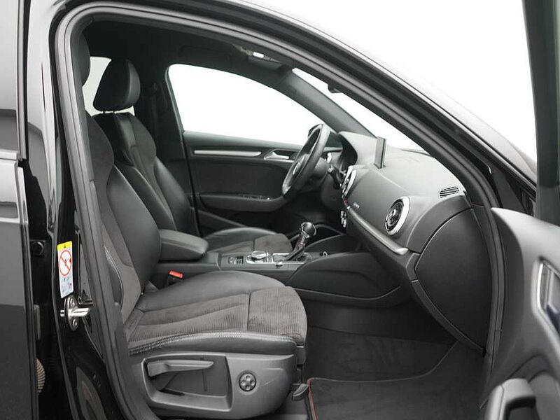 Audi S3 Sportback S-TRON B&O NAVI ACC MATRIX LEDER